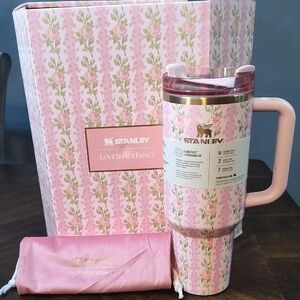 Stanley LoveShackFancy Pink Floral Quencher 2.0